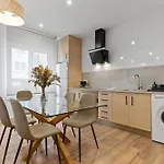 Matisse, Totalmente Reformado Y Modernista Appartement